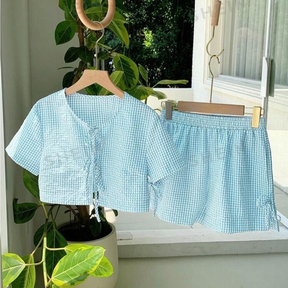 Shein Clothing Bundle - Picture 3 of 5